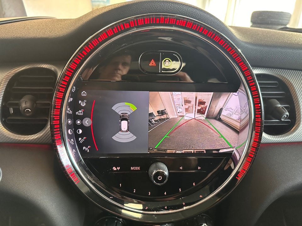 MINI Cooper SE Maximise 3d