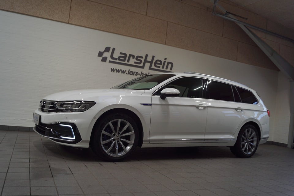 VW Passat 1,4 GTE High Variant DSG 5d