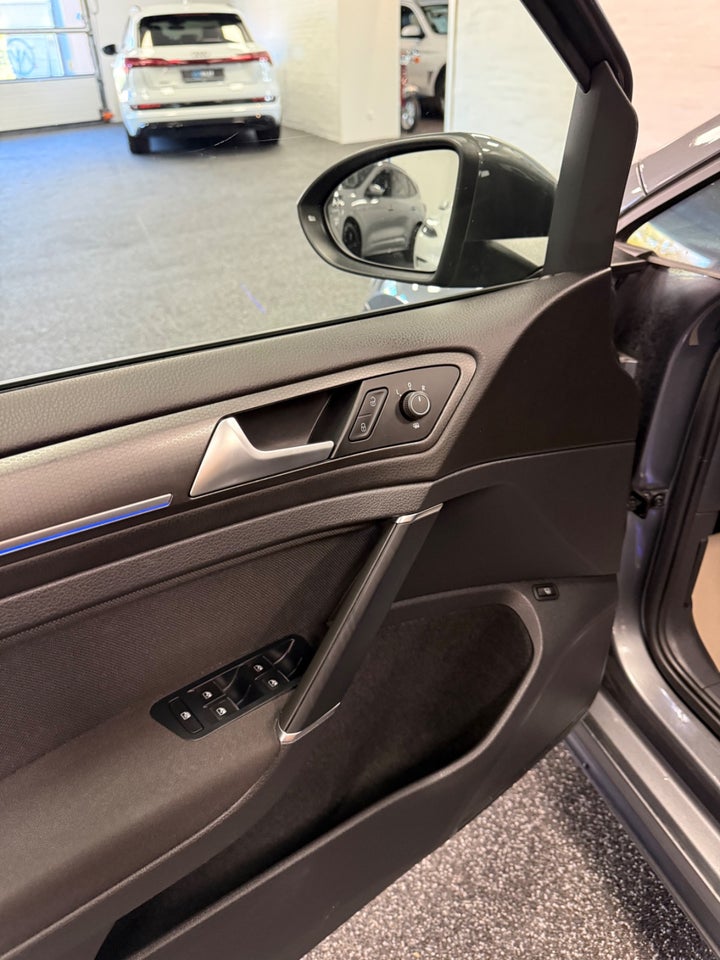 VW Golf VII 1,4 GTE DSG 5d