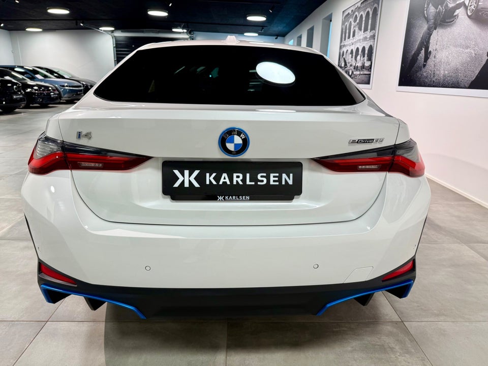 BMW i4 eDrive35 Charged 5d