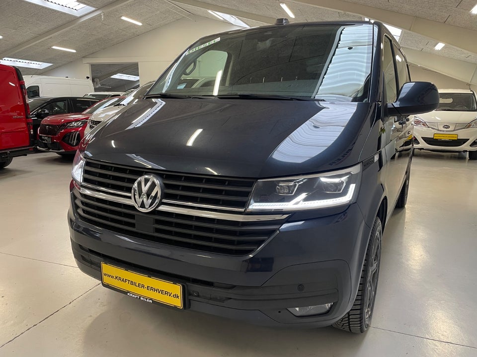 VW Transporter 2,0 TDi 199 Kassevogn DSG kort