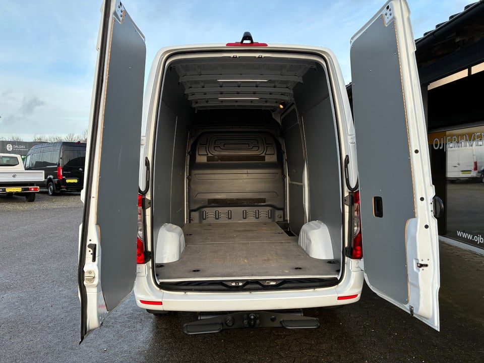 Mercedes Sprinter 316 2,2 CDi A2 Kassevogn aut. RWD