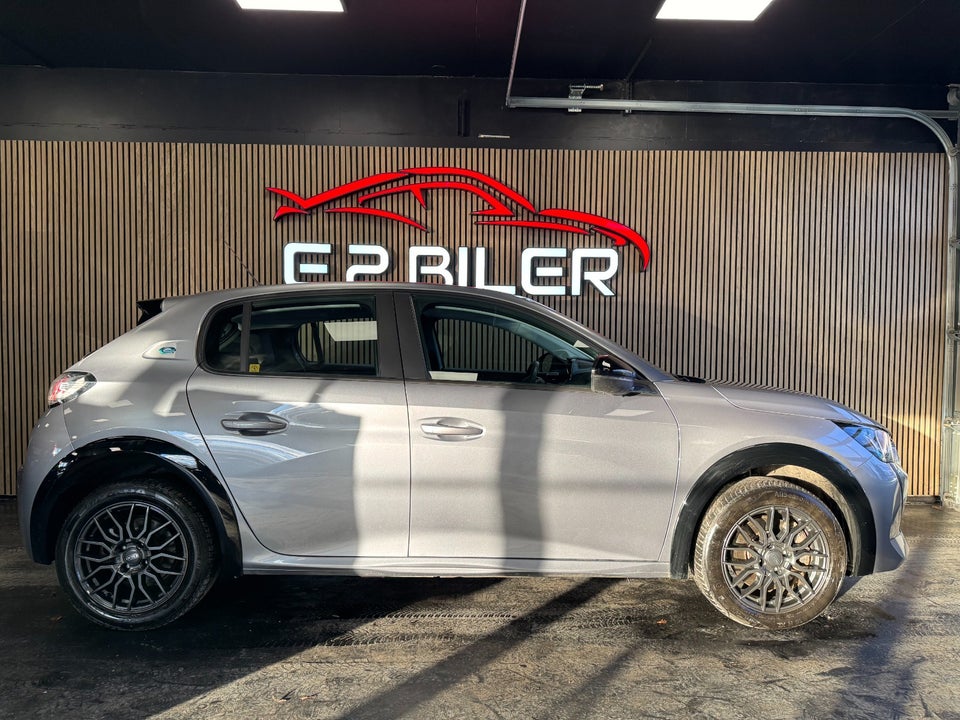 Peugeot e-208 50 Active 5d