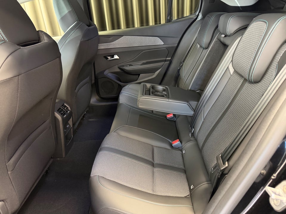 Peugeot e-408 58 Allure 5d