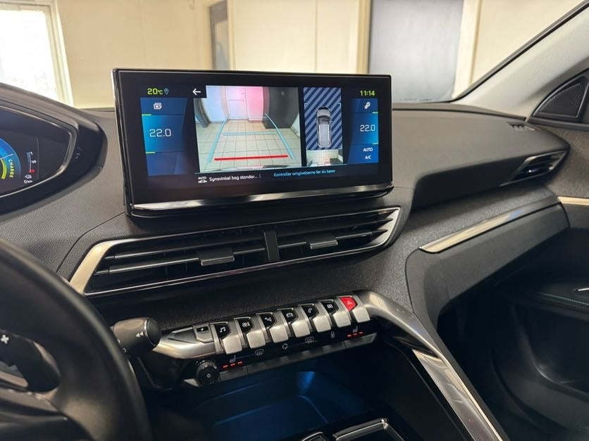 Peugeot 3008 1,6 Hybrid First Selection EAT8 5d