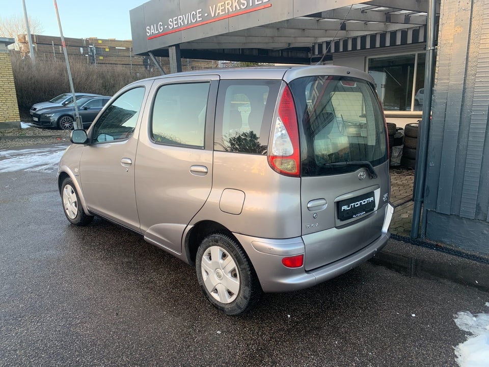 Toyota Yaris Verso 1,3 Terra 5d