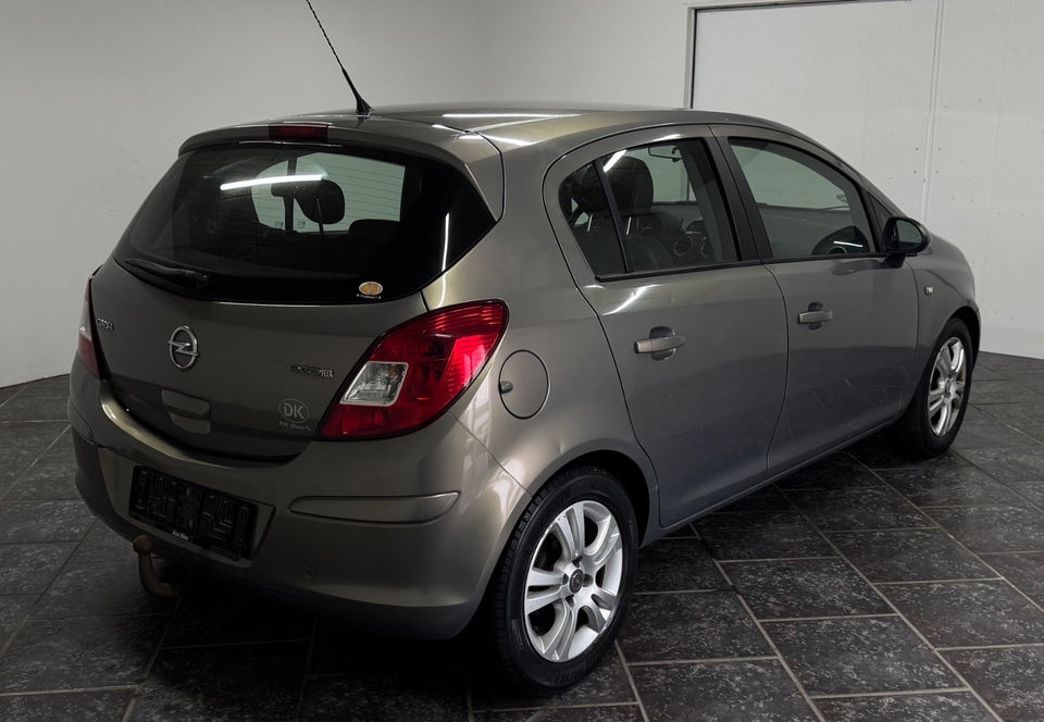 Opel Corsa 1,3 CDTi 95 Cosmo eco 5d
