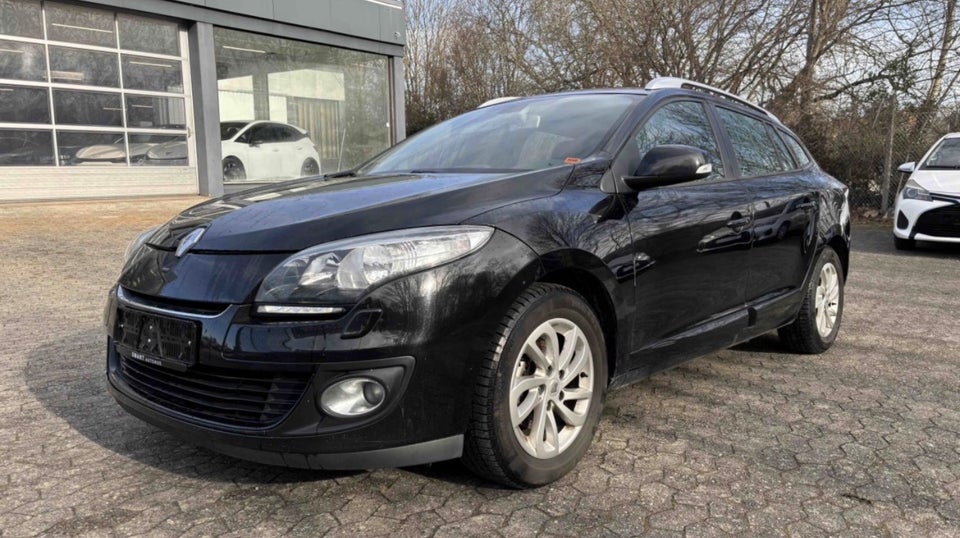 Renault Megane III 1,5 dCi 110 Expression aut. 5d