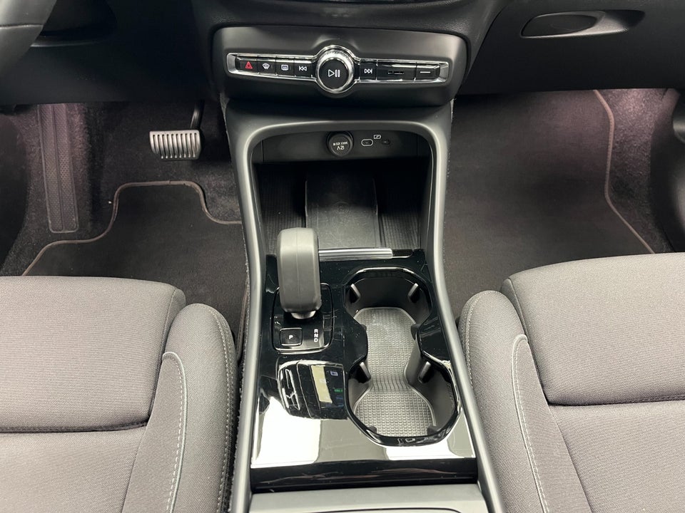 Volvo XC40 ReCharge Extended Range Plus 5d