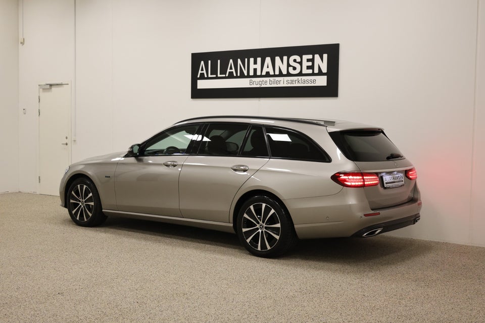 Mercedes E300 de 2,0 stc. aut. 4Matic 5d