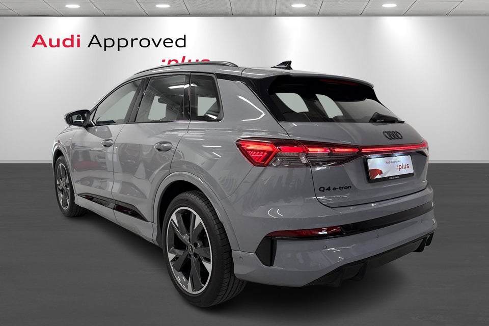 Audi Q4 e-tron performance 5d