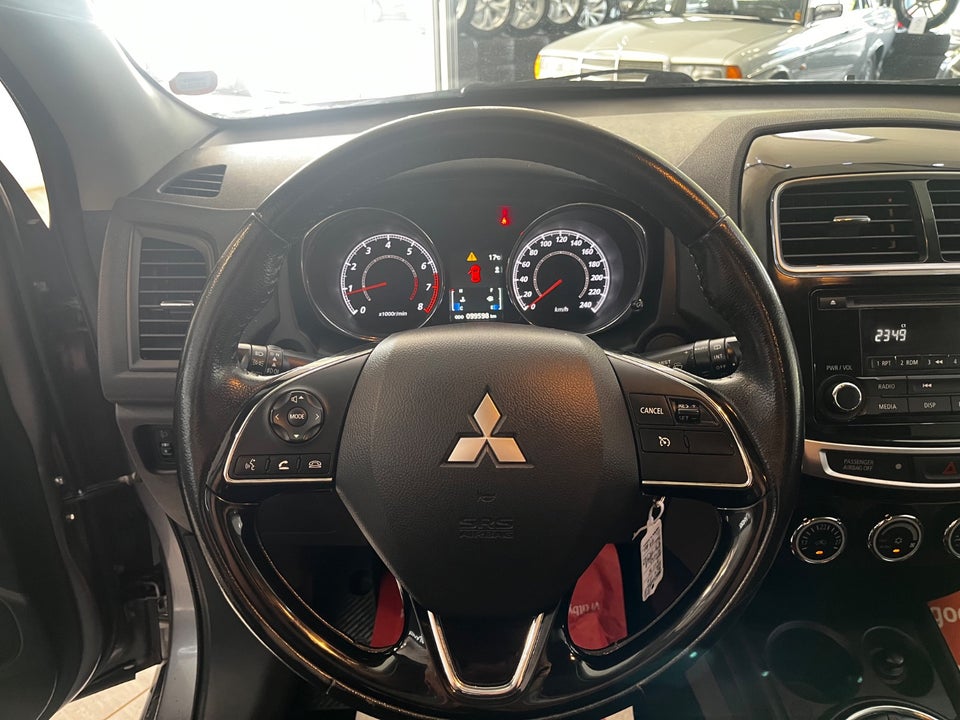 Mitsubishi ASX 1,6 Invite 5d