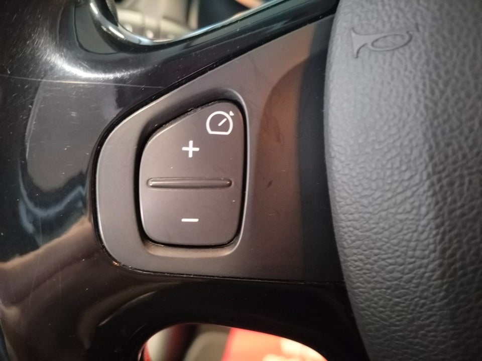 Renault Clio IV 0,9 TCe 90 Expression 5d