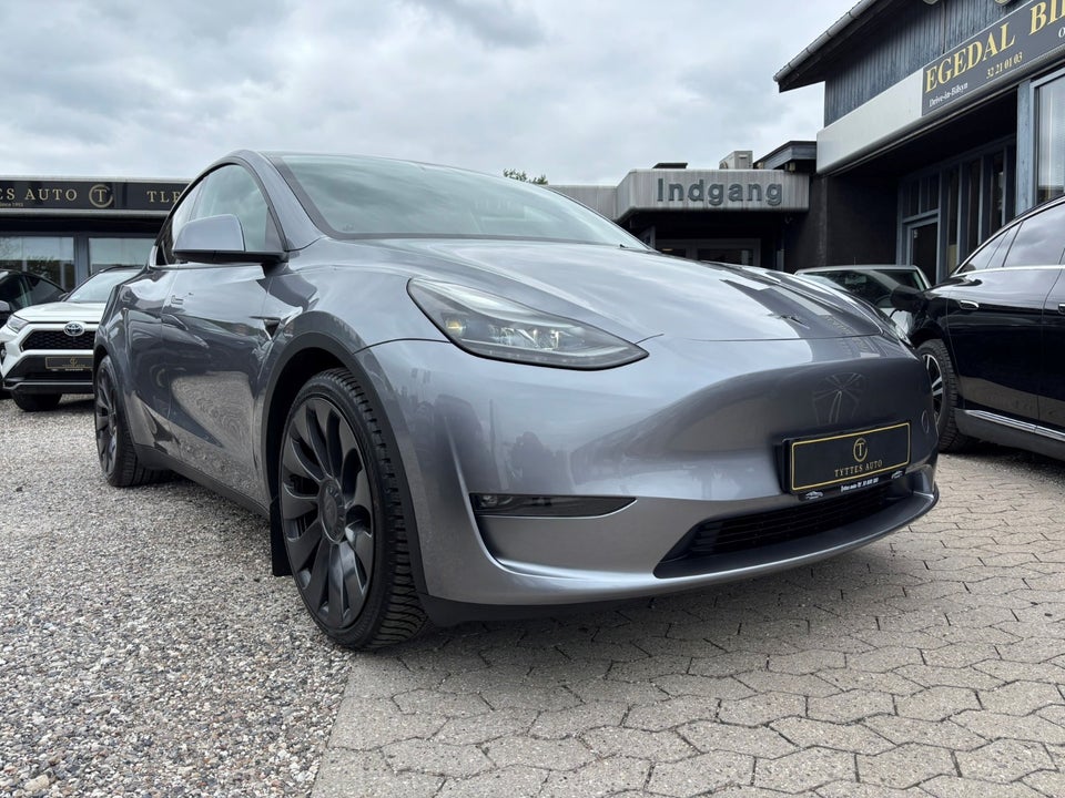 Tesla Model Y Performance AWD 5d