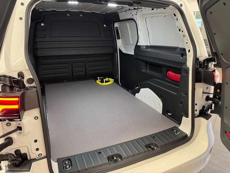 VW ID. Buzz 79 Cargo Pro