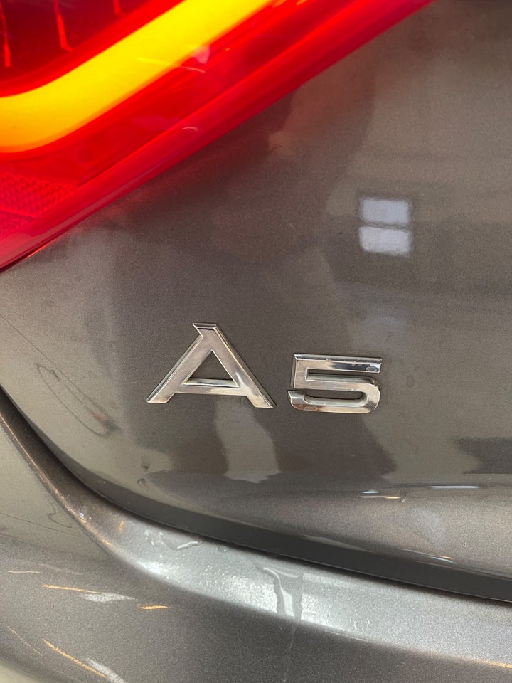 Audi A5 1,8 TFSi 144 S-line Sportback Multitr. 5d