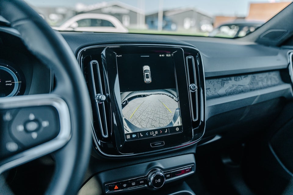 Volvo XC40 ReCharge Twin Plus 5d