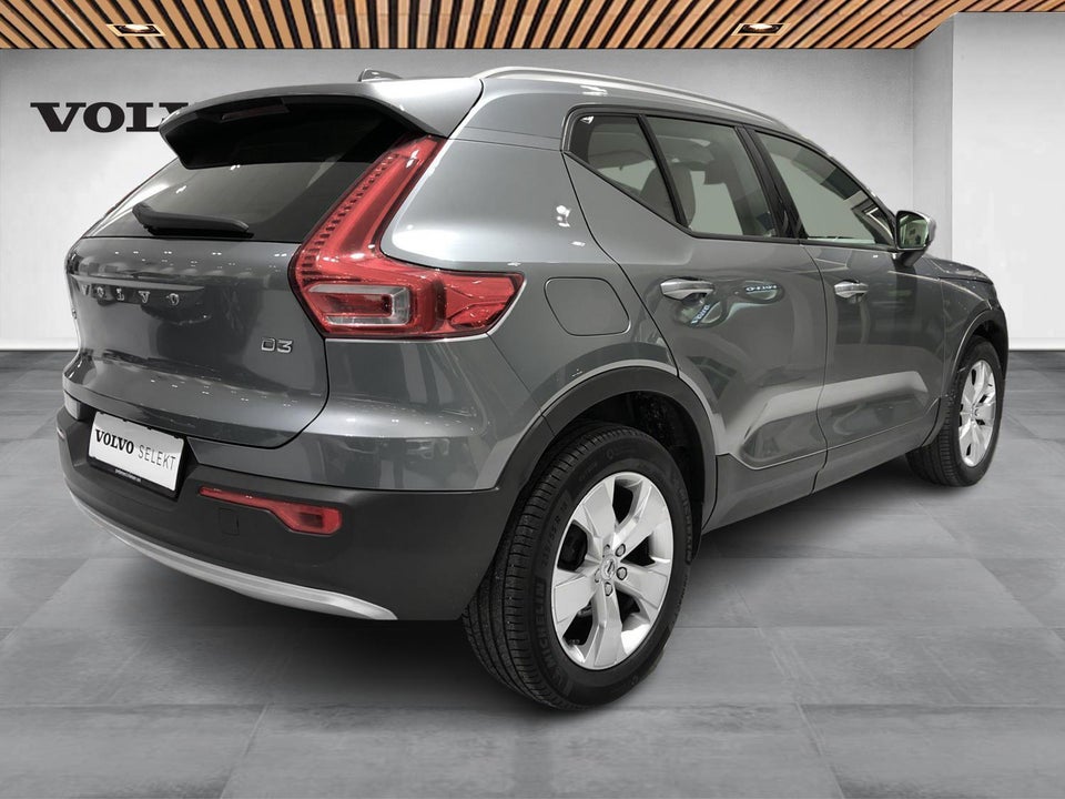 Volvo XC40 2,0 D3 150 Momentum aut. 5d