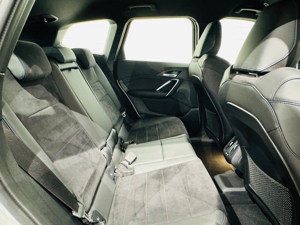 BMW iX1 xDrive30 M-Sport 5d