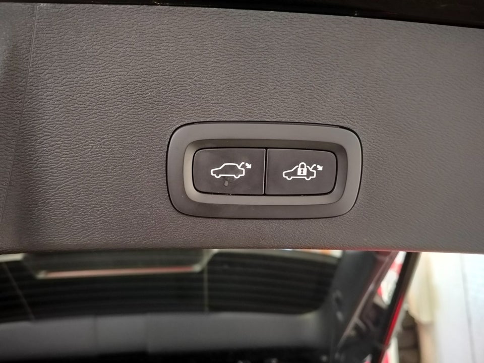 Volvo XC40 P8 ReCharge Twin Ultimate 5d