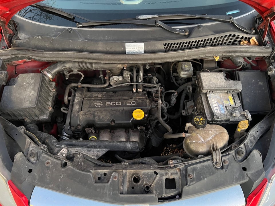 Opel Corsa 1,2 16V Enjoy 5d