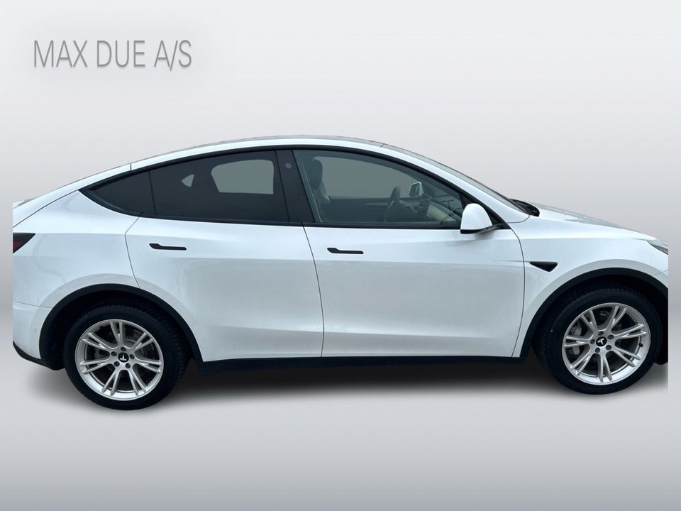 Tesla Model Y Long Range AWD 5d