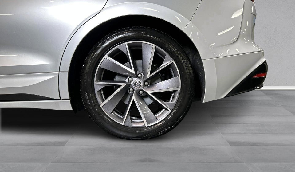 Skoda Enyaq 60 iV Sportline 5d