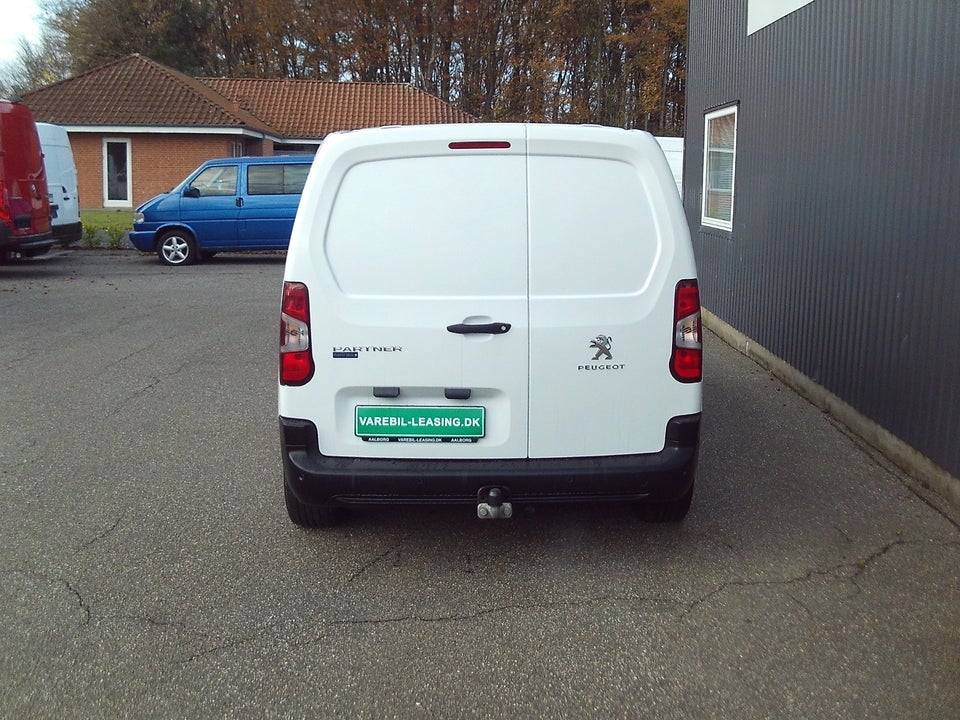Peugeot Partner 1,5 BlueHDi 100 L1V1 Plus Van