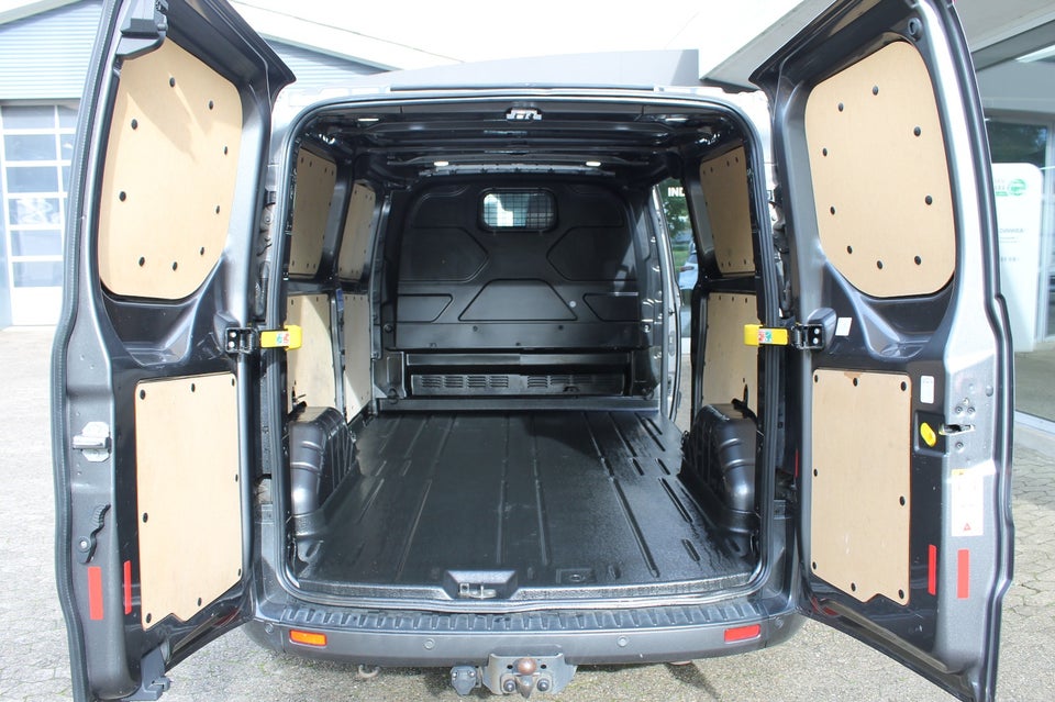 Ford Transit Custom 320L 2,0 TDCi 185 Sport aut.
