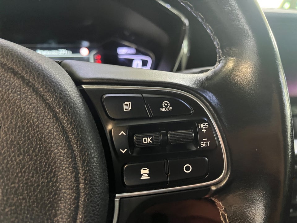 Kia Niro 1,6 PHEV Premium DCT 5d