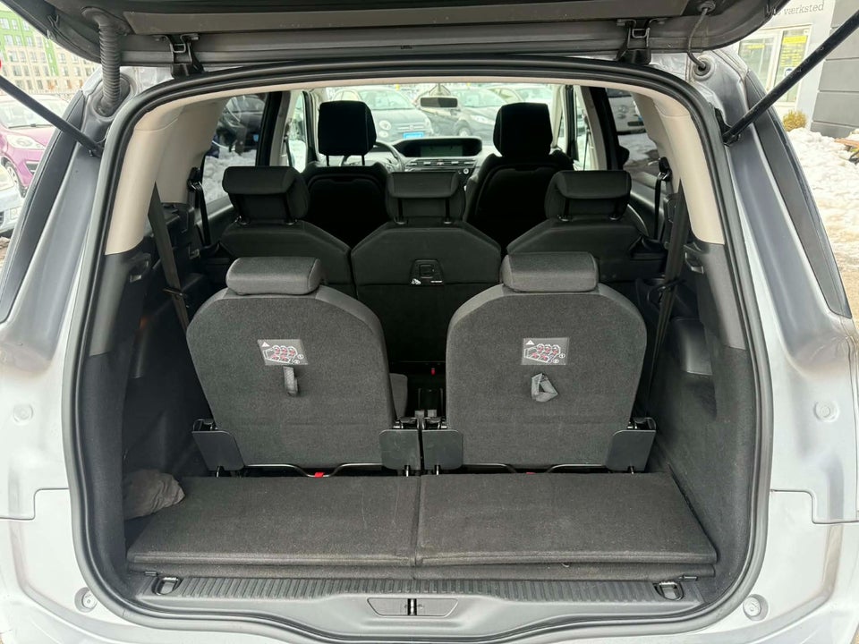 Citroën Grand C4 Picasso 1,2 PureTech 130 Iconic 7prs 5d