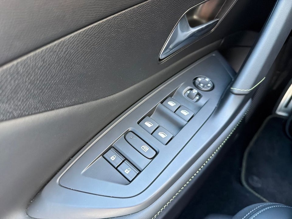 Peugeot e-308 54 First Edition 5d