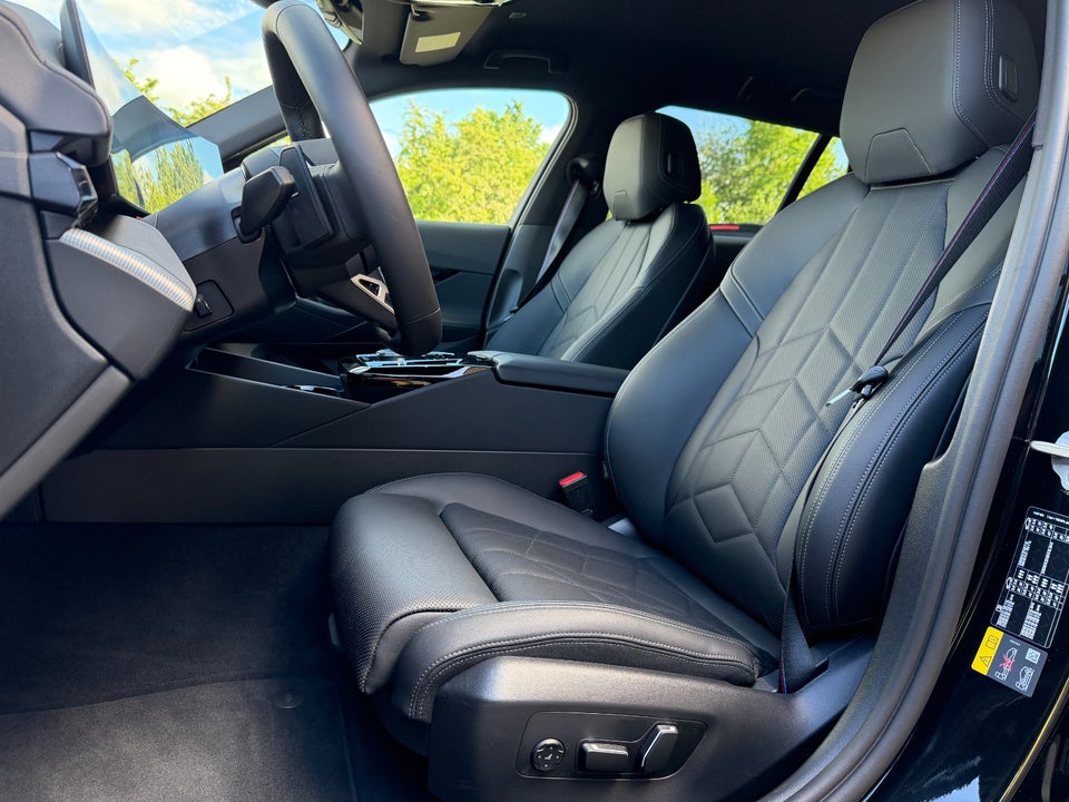 BMW i5 eDrive40 Touring Supercharged 5d