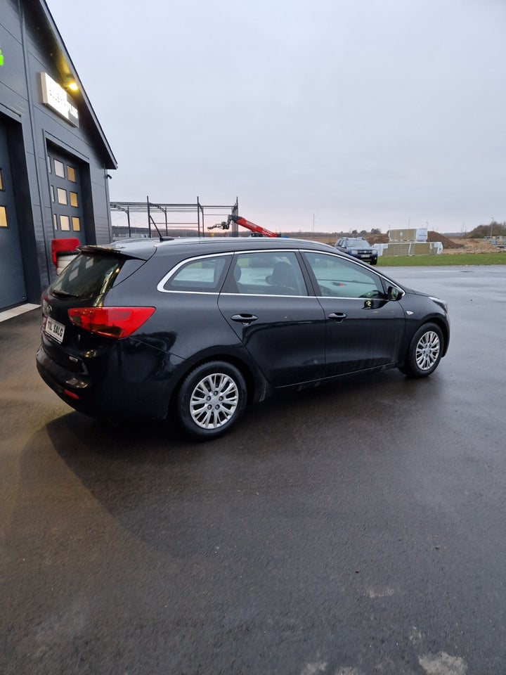 Kia Ceed 1,6 CRDi 136 GT-Line SW DCT 5d