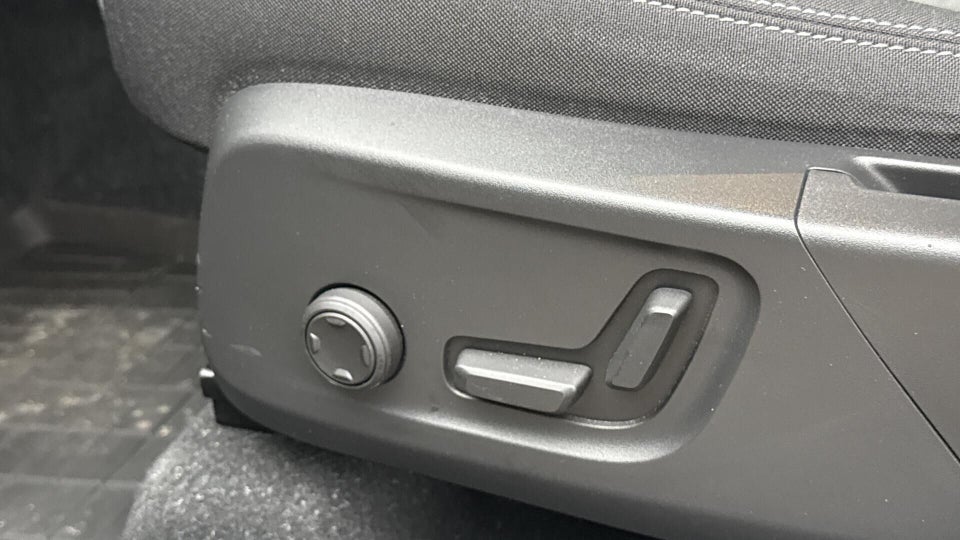 Volvo XC40 1,5 T4 ReCharge Plus Bright aut. 5d