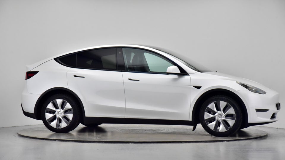 Tesla Model Y Long Range AWD 5d