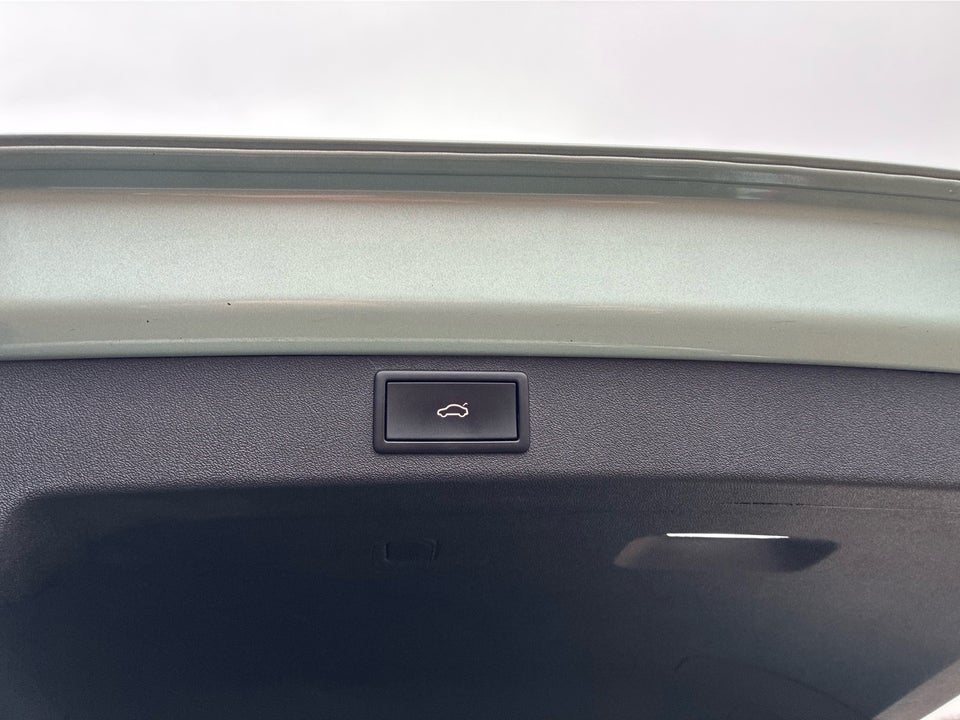 Skoda Enyaq 80 iV Plus First Edition 5d