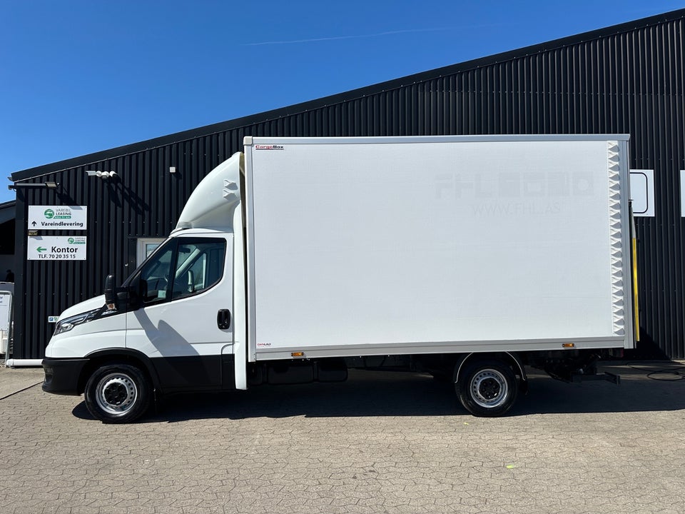 Iveco Daily 3,0 35S18 16m³ Van AG8