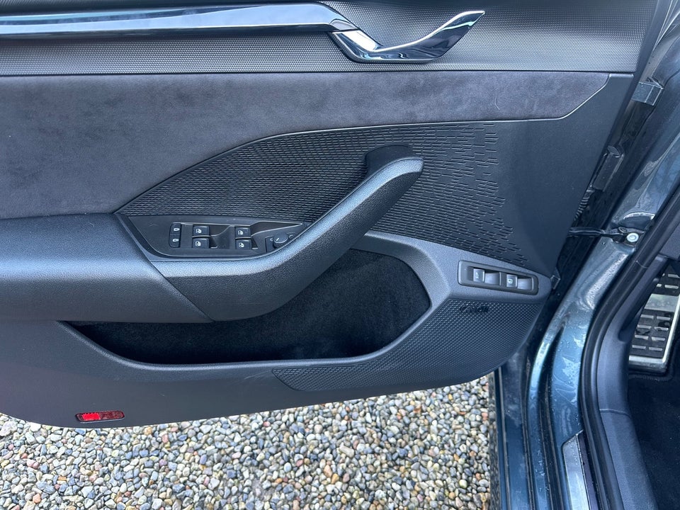 Skoda Octavia 1,4 TSi iV RS Combi DSG 5d