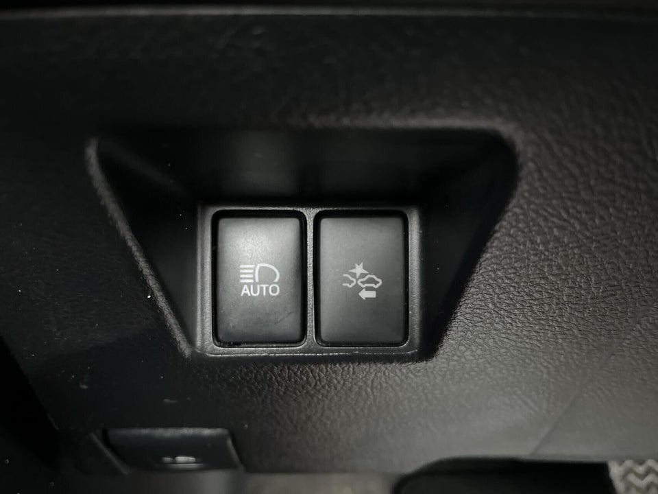 Toyota Yaris 1,5 Hybrid Pure e-CVT 5d