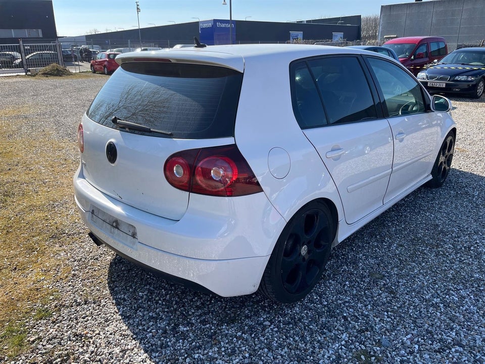 VW Golf V 2,0 GTi DSG 5d