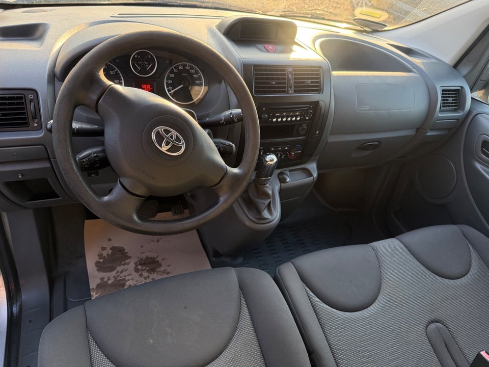 Toyota ProAce 2,0 D 163 T2 L2H1 aut. 5d