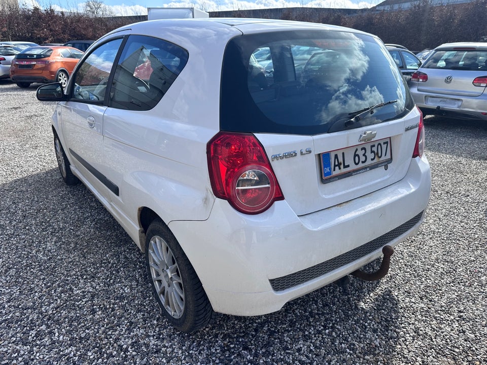 Chevrolet Aveo 1,2 Base 3d