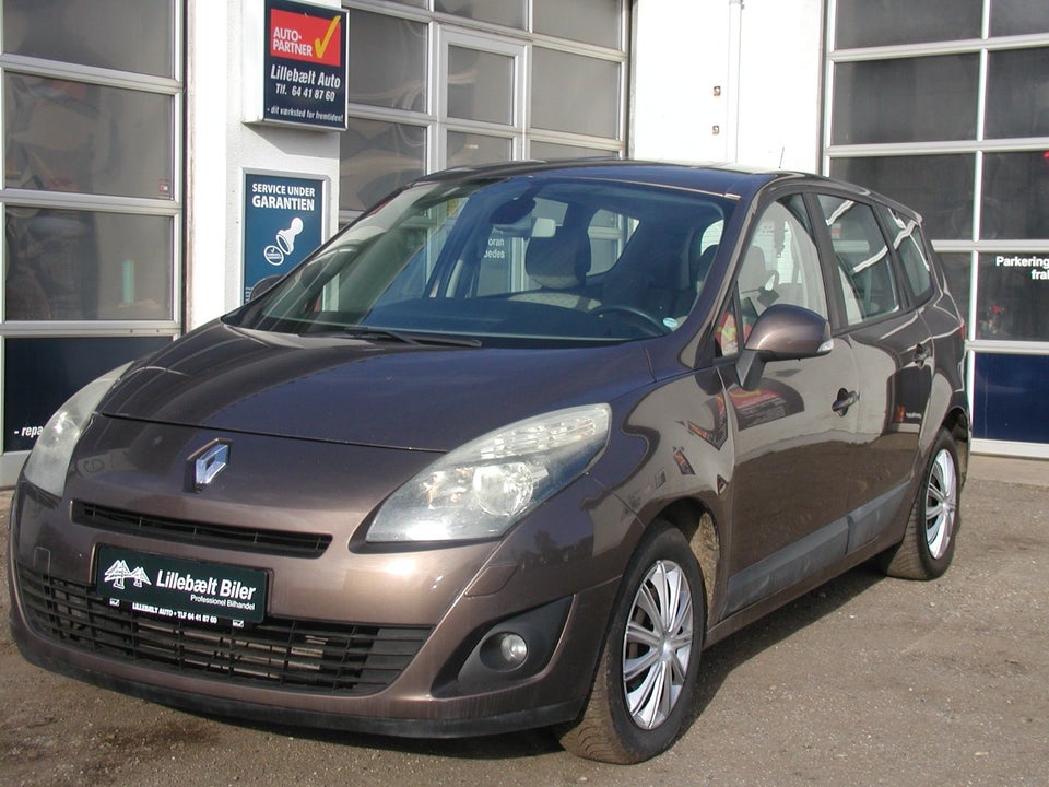 Renault Grand Scenic III 1,9 dCi 130 Dynamique 7prs 5d