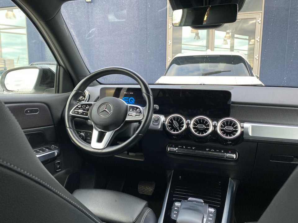 Mercedes EQB300 Progressive 4Matic 5d