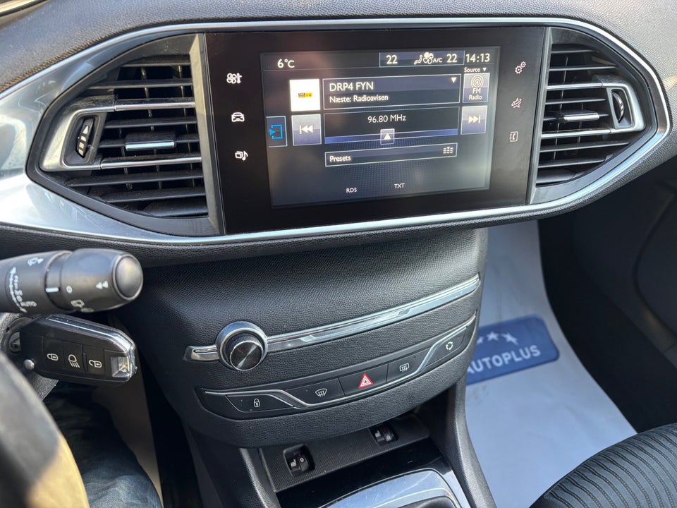 Peugeot 308 1,6 BlueHDi 120 Active 5d