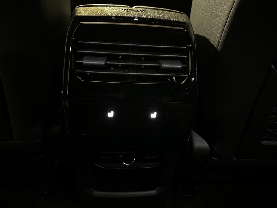 Peugeot e-3008 77 GT Pack 5d