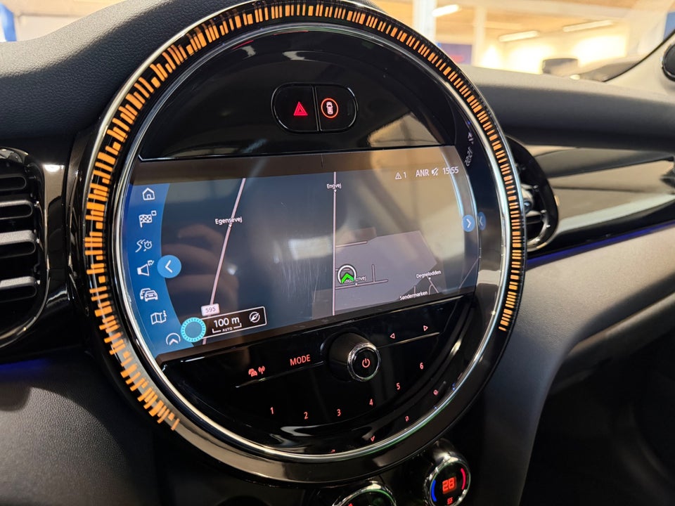 MINI Cooper SE Essential 3d