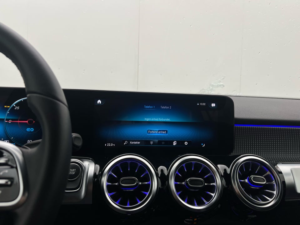 Mercedes EQB300 4Matic 5d