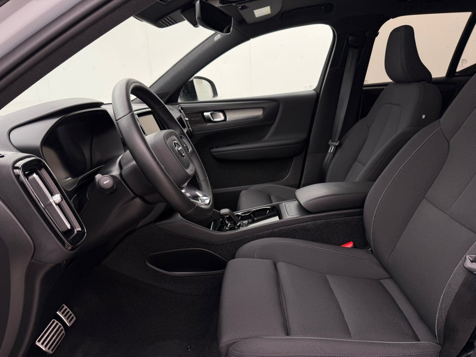 Volvo XC40 P8 ReCharge Twin Pro 5d